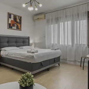 Upscale Studio, Walking Distance From The Old Town Βουκουρέστι